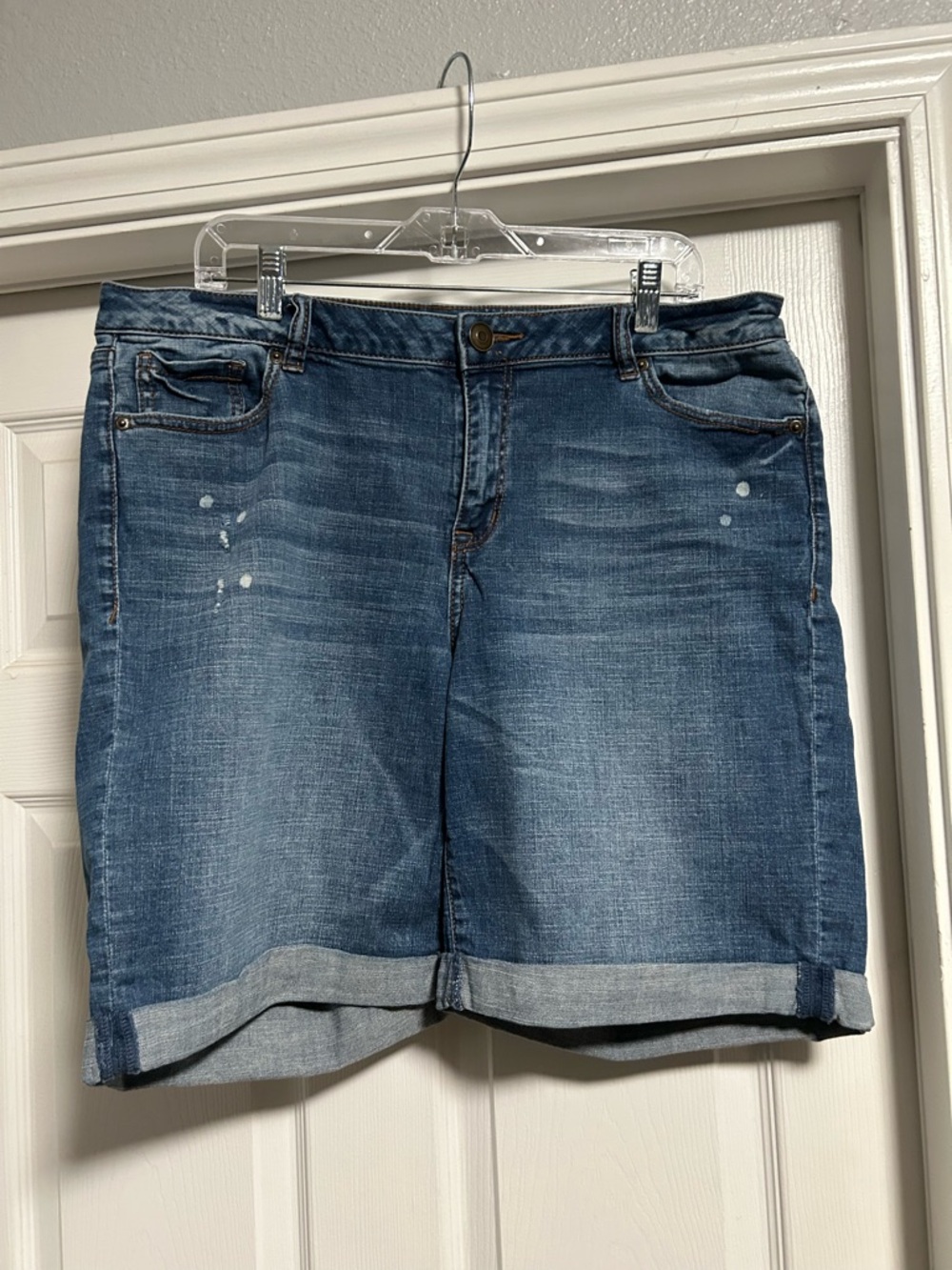 Lane Bryant Venezia Classic Mid-Blue Denim Bermudas.